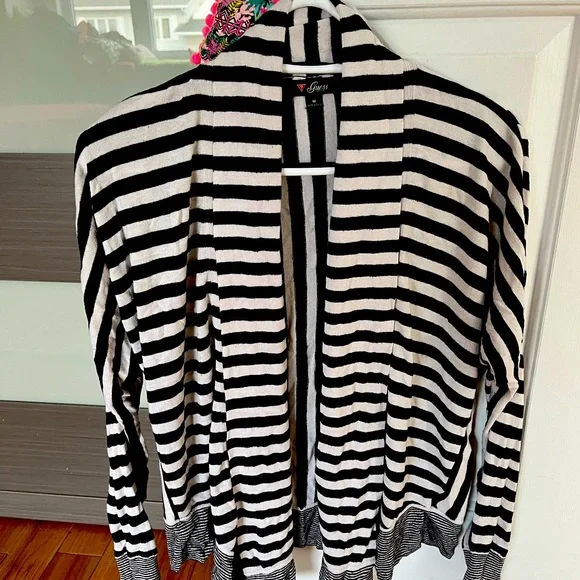 Cardigans/ sweater. - Picture 1 of 3